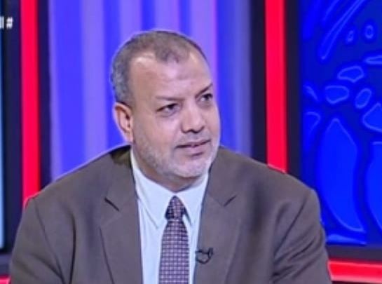 رئيس شعبة الأدوات الصحية