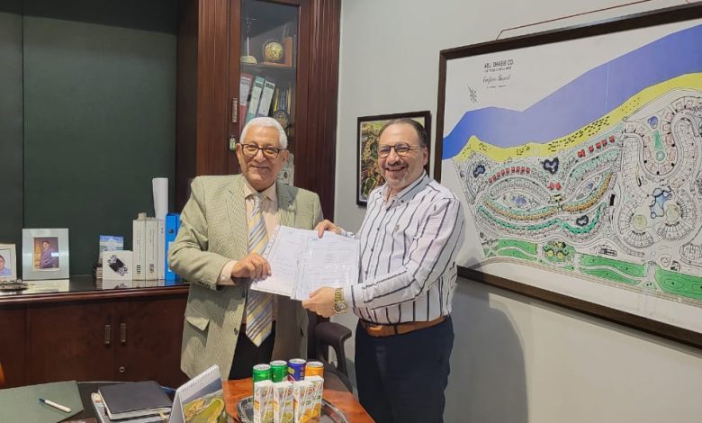 ايمن حامد