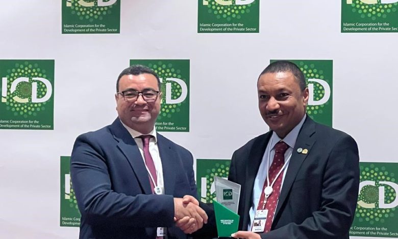 بنك البركة يحصد جائزة المؤسسة الأكثر تاثيرا