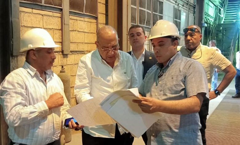 وزير الكهرباء يتفقد محطة محولات باسوس ومحطة توليد كهرباء شبرا الخيمة