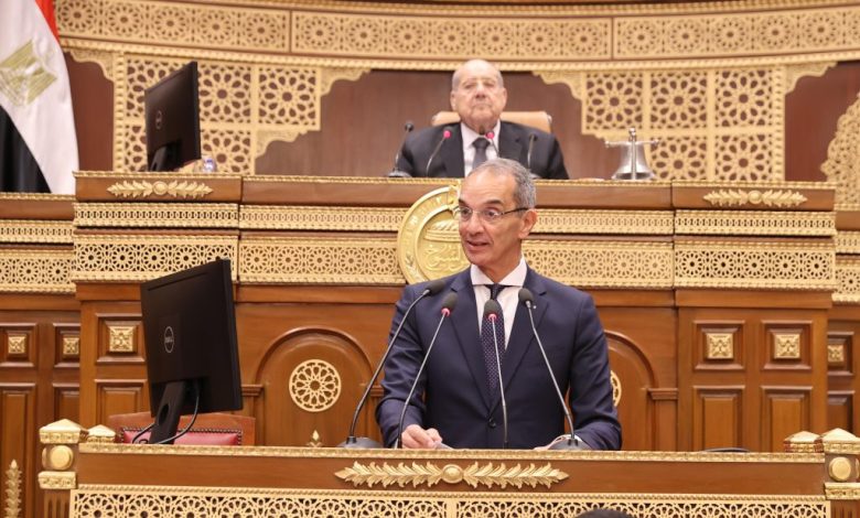 لدكتور/ عمرو طلعت وزير الاتصالات وتكنولوجيا المعلومات