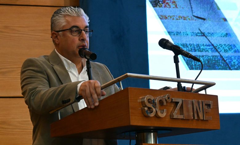 عرضا بشأن تطوير ميناء غرب بورسعيد