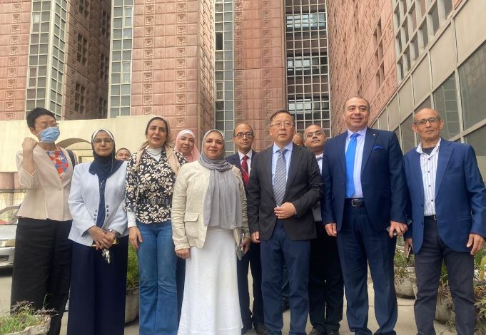 خلال الزيارة