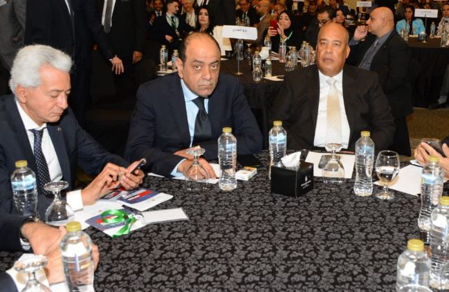 أيمن العشرى خلال اللقاء