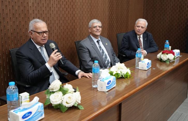 خلال الندوة
