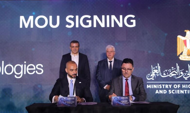 وزير التعليم العالى خلال المؤتمر