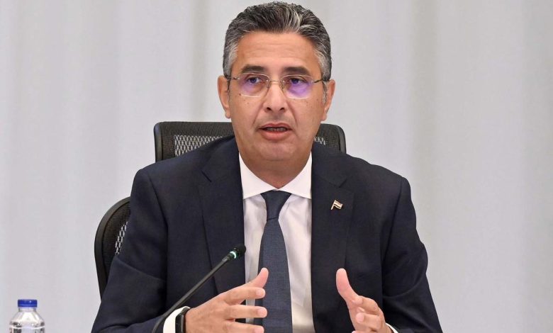 وزير التموين