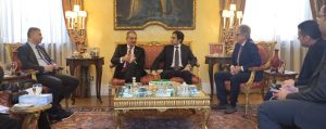 وزير الاتصالات يبحث فرص التوسع و التعاون