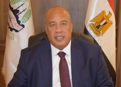 أيمن العشرى