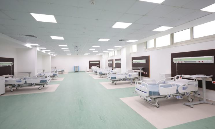مستشفيات جامعية