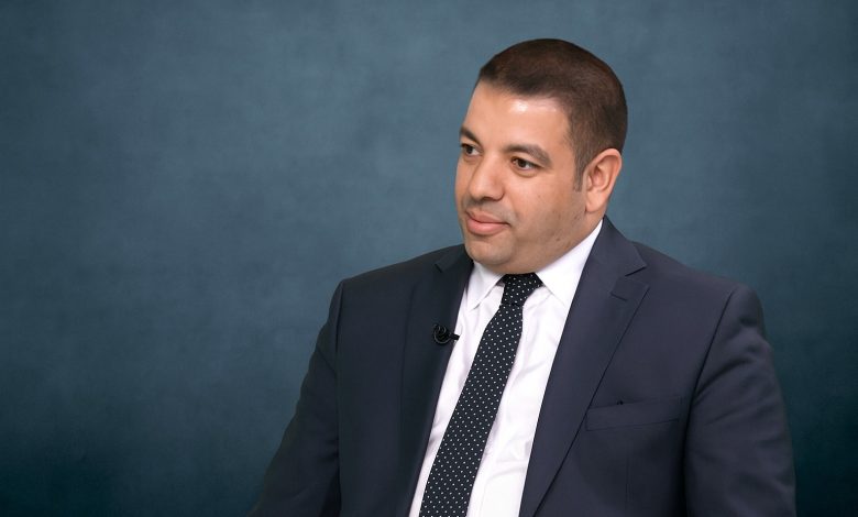 رئيس شعبة المستوردين والمصدرين