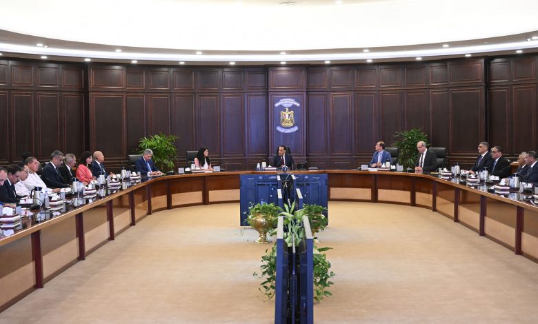 رئيس مجلس الوزراء
