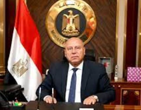 وزير الصناعة