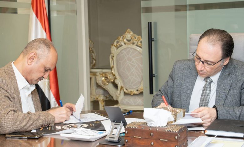 أيمن حامد سليمان
