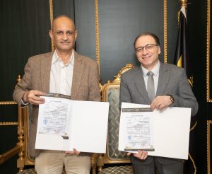 أيمن حامد