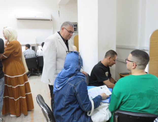 الطلاب خلال التنسيق