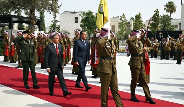مراسم استقبال مدبولي