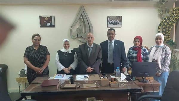 "تعليم القاهرة" تناقش خطة العام الجديد لمدارس التعليم المجتمعي