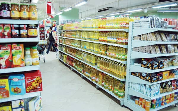 بعد ارتفاع الخامات عالمياً.. توقعات بزيادة أسعار السلع الغذائية في مصر قريبًا