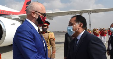 رئيس الوزراء يوجه بدراسة مقترح ألبانى بتسيير رحلات مباشرة بين القاهرة وتيرانا