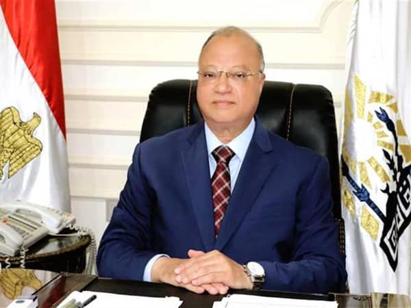 محافظ القاهرة يتفقد انتهاء إزالات محور عدلي منصور