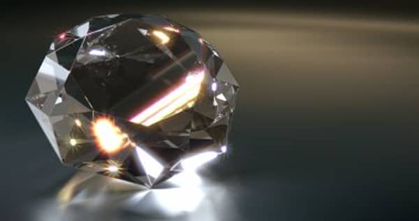 شركة بريطانية تخطط لإطلاق الماس إلى الفضاء فى رحلة 75 مليون ميل حول الأرض
