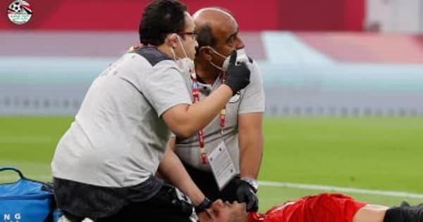 فيفا يوافق على مشاركة حمدى فتحى أمام الجزائر بعد شفائه من ارتجاج المخ