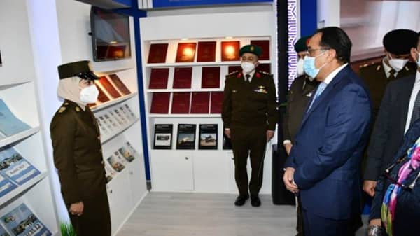 القوات المسلحة تشارك بجناح مميز في معرض القاهرة الدولي للكتاب بدورته الـ53 (صور)