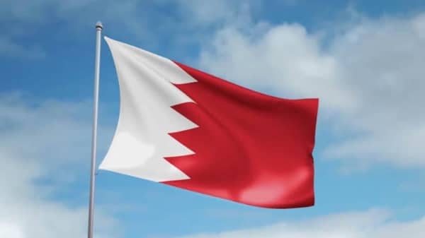  قرار عاجل من مصر للطيران بشأن المسافرين للبحرين