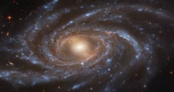اكتشاف أكبر مجرة فى الكون بحجم أطول 153 مرة من مجرتنا