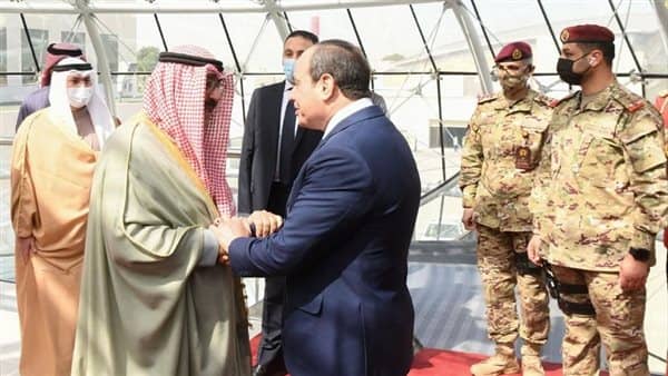 الرئيس السيسي يصل القاهرة عقب زيارة الكويت
