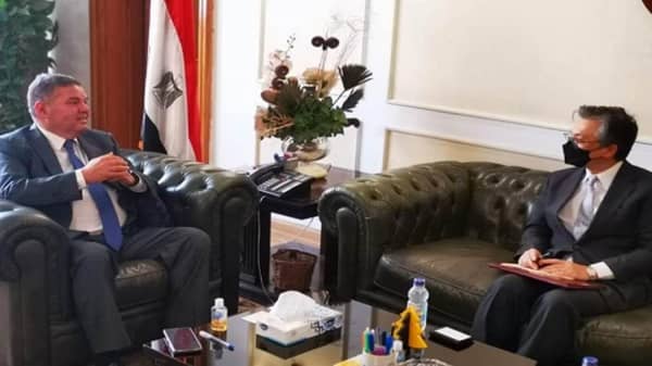 وزير قطاع الأعمال العام يبحث مع سفير اليابان بالقاهرة تعزيز التعاون الاقتصادي (صور)