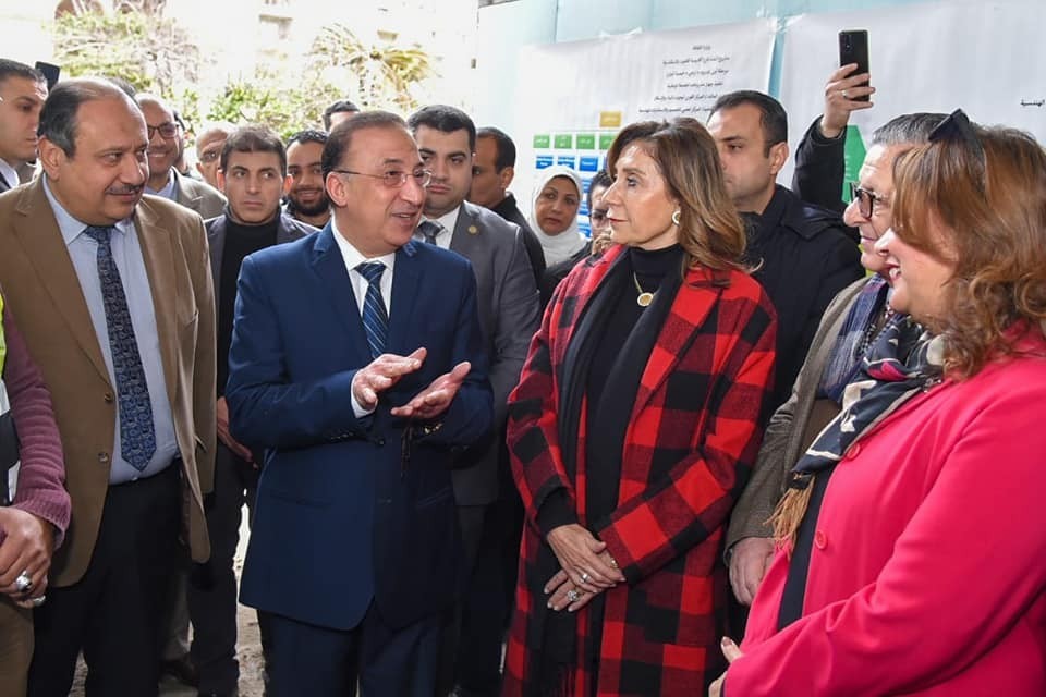 وزيرة الثقافة ومحافظ الإسكندرية يتفقدان مركز الحرية للإبداع 