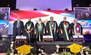 كلية العلاج الطبيعى بجامعة القاهرة تحتفل بتخرج الدفعة 57 وتكرم الطلاب