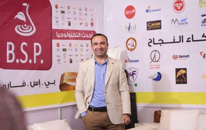 الدكتور محمد عصام مدير مصنع بي إس فارما لتصنيع إضافات الأعلاف