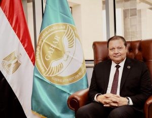 رئيس هيئة الاعتماد احمد طه