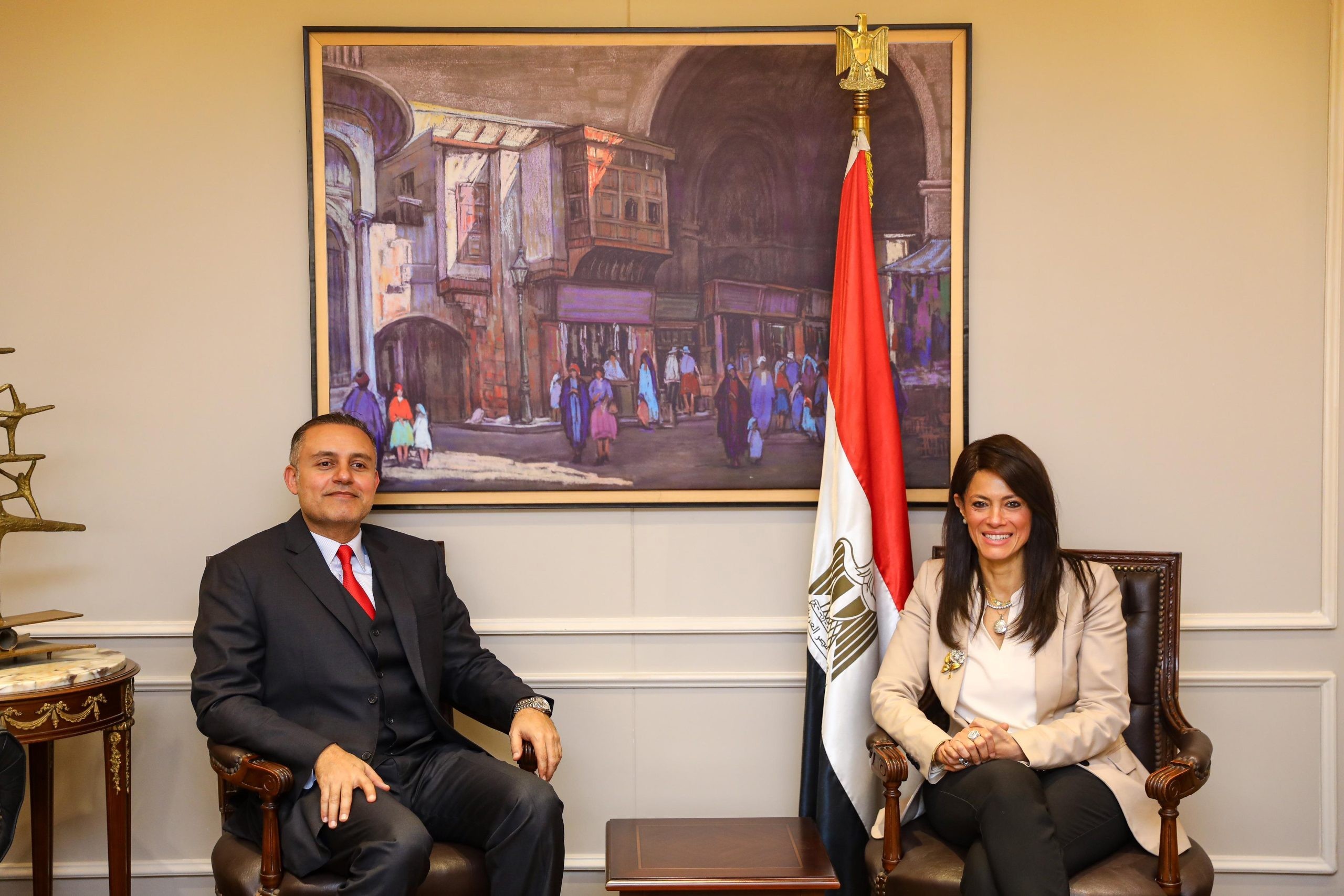 المشاط تعقد اجتماعًا مع السفير القطري بالقاهرة لبحث الجهود المشتركة
