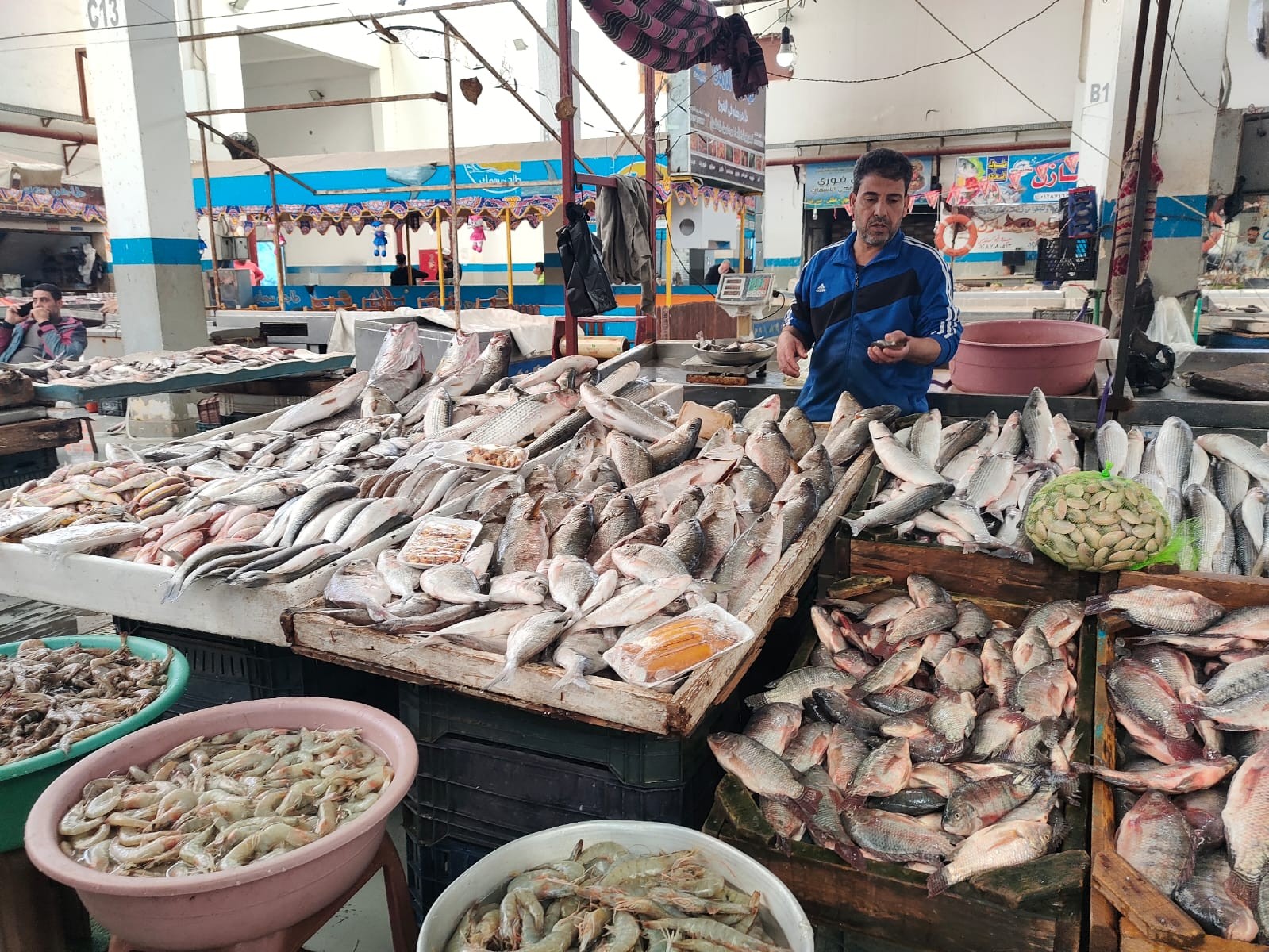 سوق الأسماك
