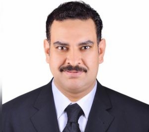 محمود ياسين، خبير أسواق المال