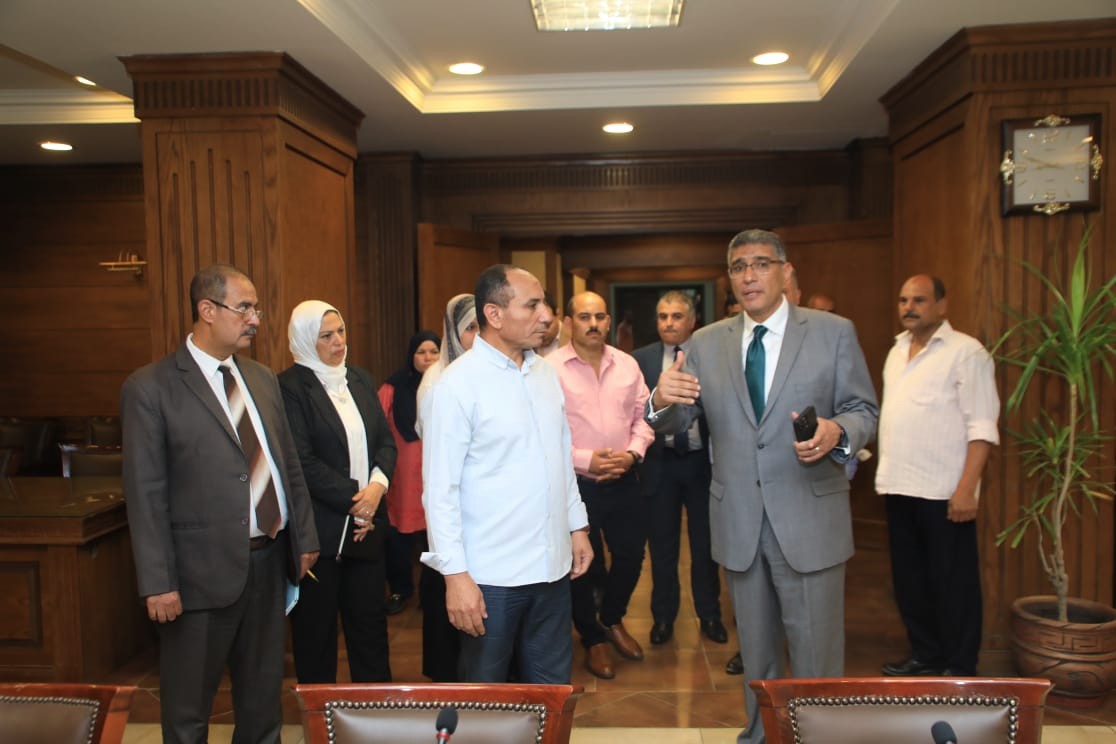 محافظ القاهرة الجديد 2024