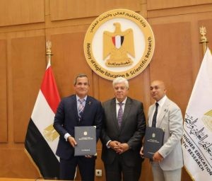 وزير التعليم العالى