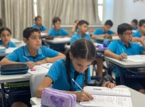 الغياب الإلكتروني في المدارس