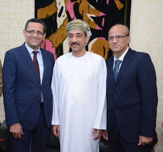 سفير عمان مع البلشى