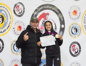 خلال الاحتفال بالفوز