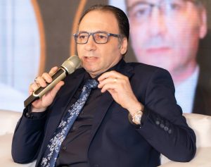 أيمن حامد 