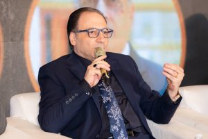 أيمن حامد 