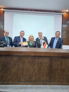 د خفاجى 