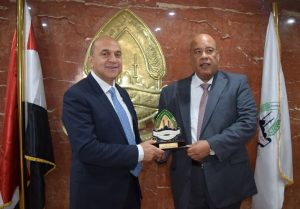 العشرى والسنباطى