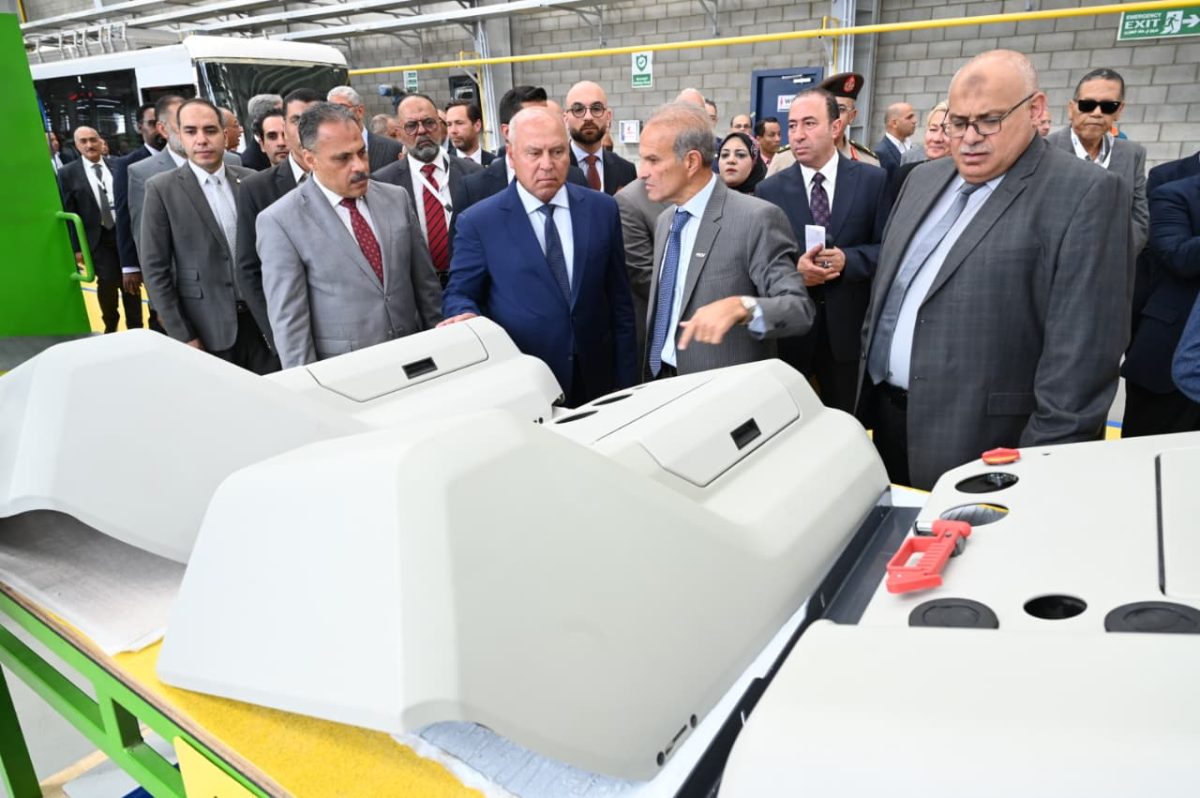 خلال الافتتاح